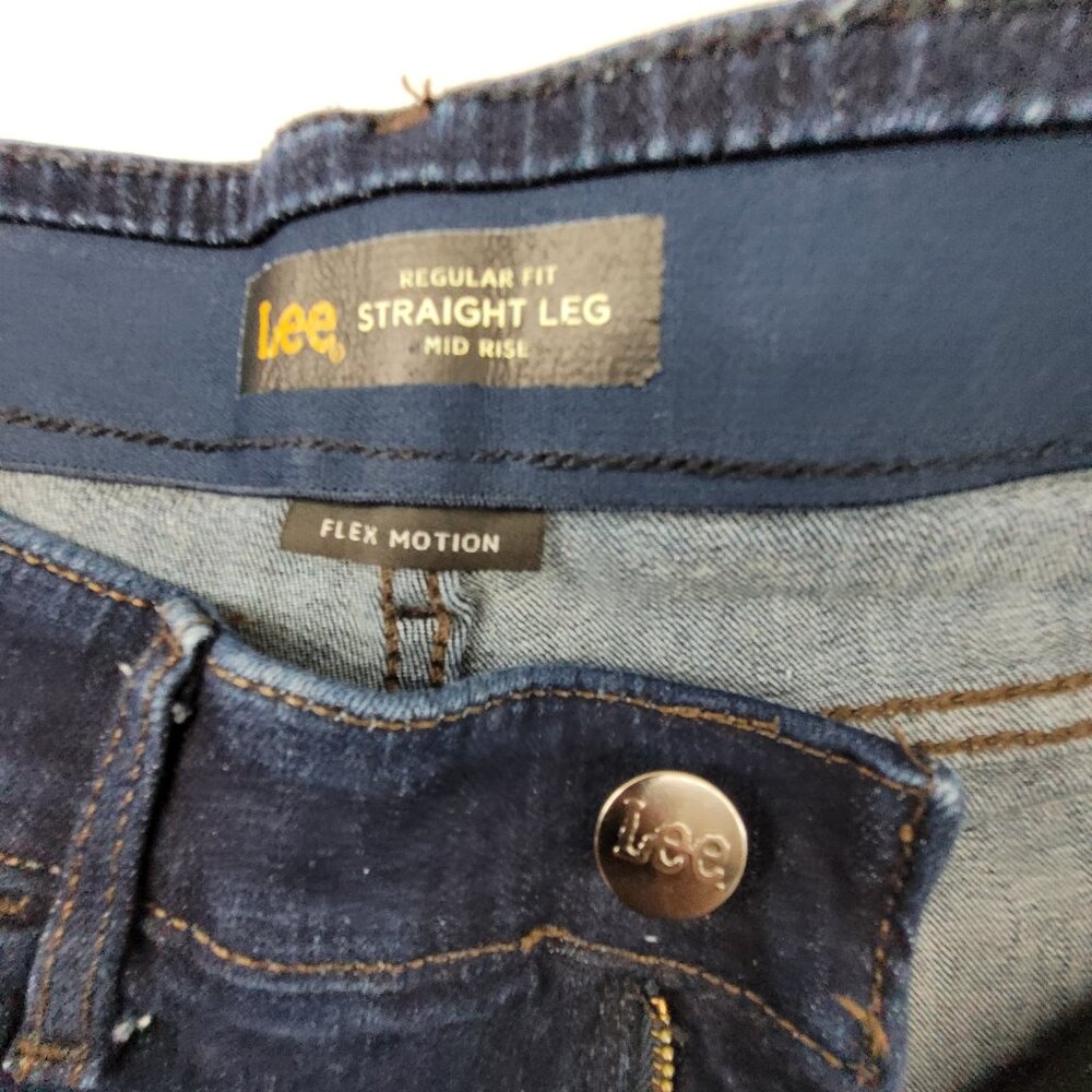 Lee Jeans Women's 10 Blue Dark Wash Regular Fit Straight Leg Flex Motion - Picture 5 of 13
